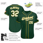 Benutzerdefiniertes authentisches Baseballtrikot mit grünen und weißen Nadelstreifen in Weiß und Gold Benutzerdefiniertes authentisches Baseballtrikot mit grünen und weißen Nadelstreifen in Weiß und Gold